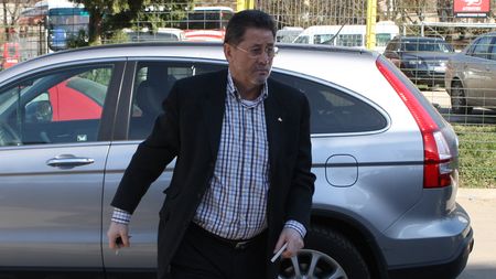 Dinu: "Rednic a plecat singur de la Dinamo, nu a fost forțat"