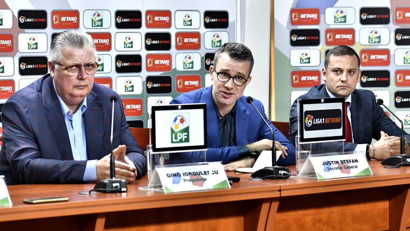 LPF a modificat programul meciurilor din etapa 9 a play-off-ului și play-out-ului Superligii. Care sunt echipele afectate de schimbări: Rapid - Universitatea Craiova se joacă în altă zi!