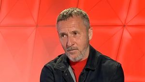 Meme Stoica, lovit devastator de cauzele depresiei severe. A slăbit 11 kilograme şi ajunsese să doarmă doar două ore şi jumătate pe zi: „Oameni buni, am probleme psihice"