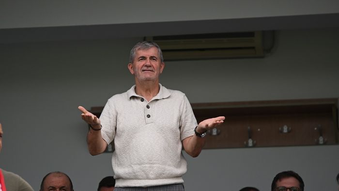 Valeriu Iftime a făcut iureș după FCSB - Botoșani: „Suntem cu apa până la gât!”