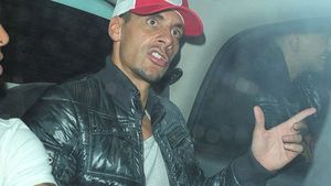 Răspuns GENIAL al "cetățenilor" după ce United a devenit campioană! FOTO Imaginea de milioane din ziarul de astăzi. Cum au fost felicitați Ferdinand & Co