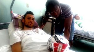 Lecție de fair-play în liga secundă! Jucătorul care l-a lăsat pe un portar fără un rinichi s-a întâlnit cu victima sa:** "Nu era supărat pe mine"