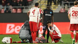 A venit diagnosticul pentru Alexandru Matei, accidentat grav în UTA - FCSB