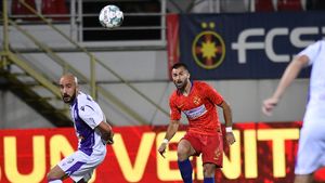 Gigi Becali n-a stat pe gânduri! I-a prelungit contractul lui Valentin Crețu! Pe ce perioadă a semnat fundașul