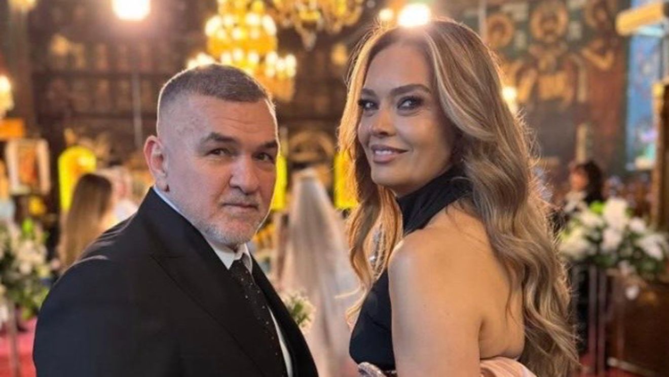 Leonard Doroftei, cadou la alt nivel pentru soția sa. I-a luat o mașină fără să-i spună