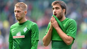 Acuzat de trădare, noua achiziție a Borussiei se apără: "Nu am ales banii"