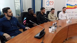 Cristi Bud și Paul Batin vor face cuplu în atacul unui club din Liga 3. Primarul a anunțat obiectivul: ”Construim echipa de sezonul viitor, pentru a promova în Liga 1, după primul an de prezenţă în Liga 2”