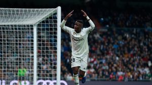 L-au "poleit" cu laude după ce a marcat două goluri pentru Real Madrid. "E o greutate mare care-ți apasă pe umeri"