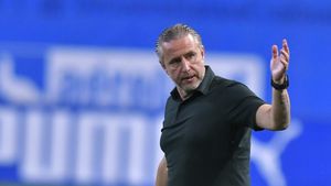 Lovitură pentru Adrian Mititelu. Anunț despre Laurențiu Reghecampf: răsturnare incredibilă de situație