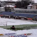 Cum arată terenul de la Botoșani înaintea meciului cu FCSB! Stadionul e înzăpezit. Măsurile luate de autoritățile locale