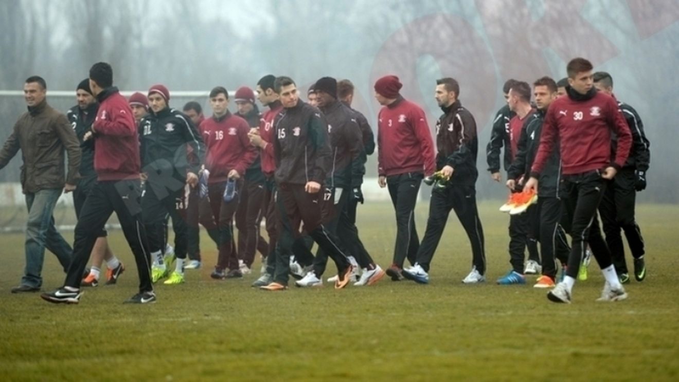 Rapid inventează o nouă metodă de plată în fotbalul românesc: acțiuni în cadrul clubului, în locul salariilor restante