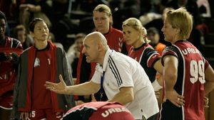 Muller: "Mai avem doar 7 jucătoare cu drept de joc!"