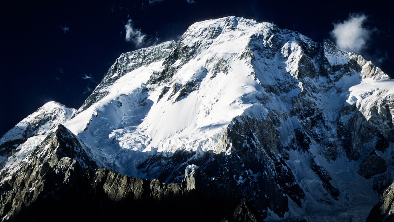 Un alpinist român a murit după ce a căzut în timp ce escalada masivul Mont Blanc