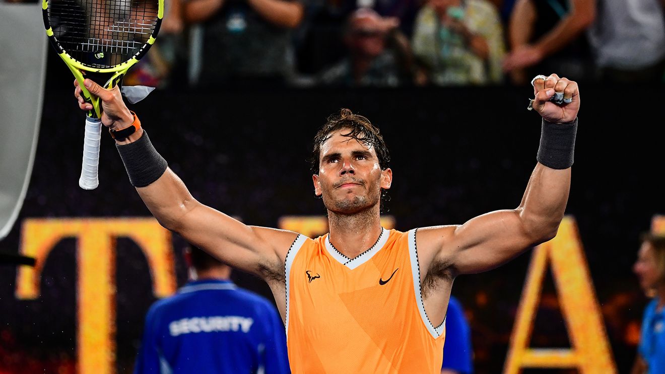 Nadal, fără greșeală! Rafa s-a calificat în semifinale după un recital dat la serviciu și completează o semifinală care se anunță savuroasă, cu noul idol blond din tenis. Cifra rotundă atinsă de iberic