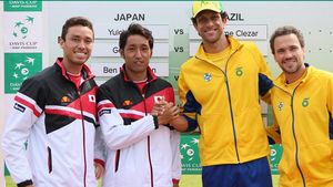 "Niponul-Kiwi". Cel mai bun jucător de dublu din țara lui Nishikori a câștigat două titluri pentru două țări diferite în 2017. O incursiune în universul naturalizărilor Japoniei