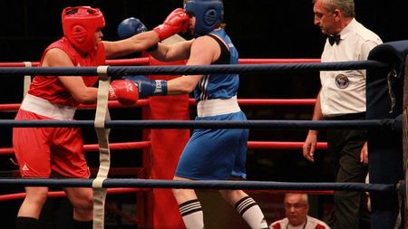 FOTO | Pentru un pumn de faimă. Start la Europenele de box feminin de la București. Niciun KO în prima zi