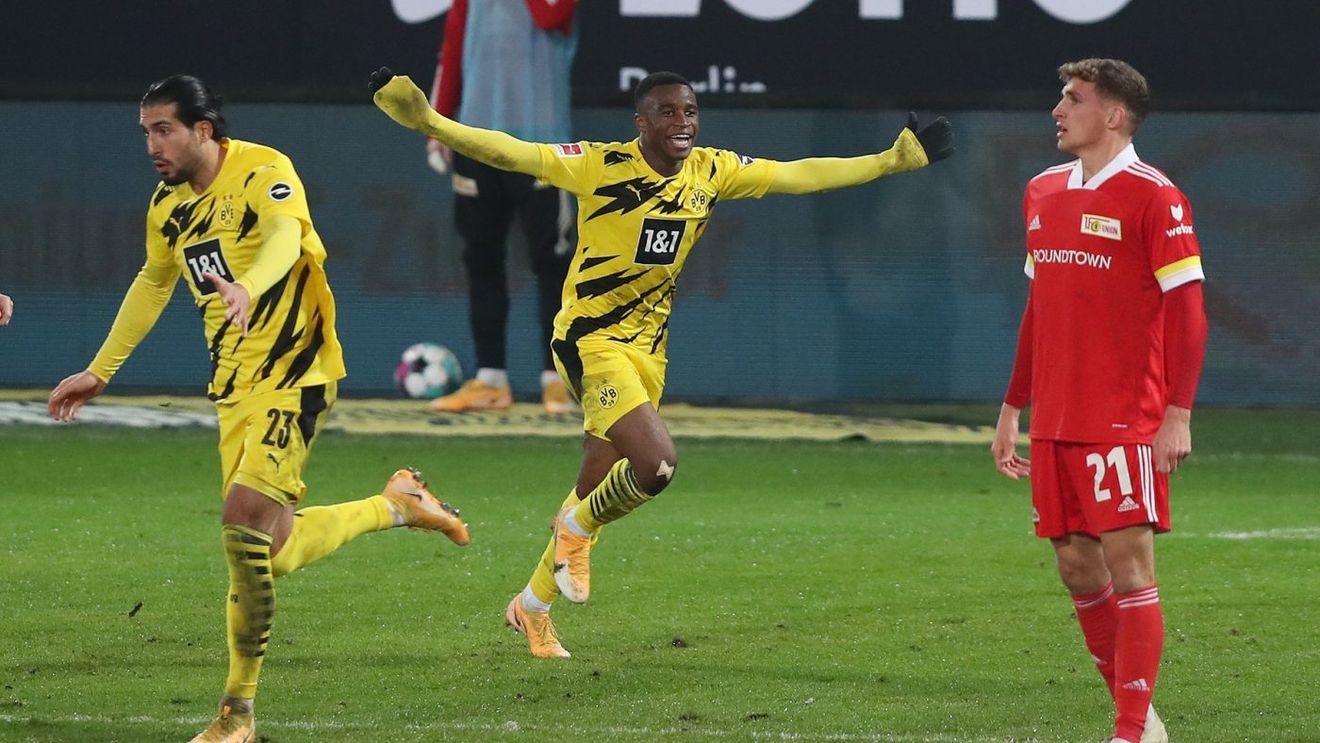 Borussia Dortmund are o nouă perlă! Youssoufa Moukoko a marcat primul gol în Bundesliga și a intrat direct în istorie, la doar 16 ani