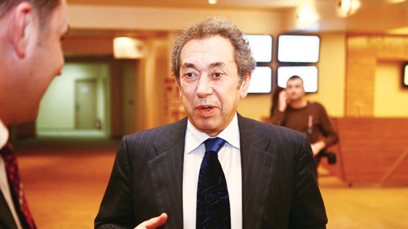 Hagi vs Răzvan: Fotbalul românesc se rupe în două!