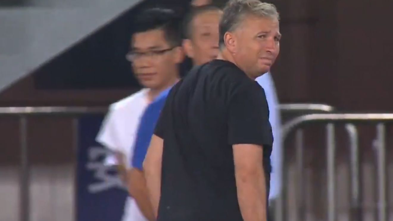 Cel mai nebun meci al lui Petrescu în China! Guizhou a obținut prima victorie cu "Bursucul": a condus cu 2-0 și 4-2, însă a tremurat serios