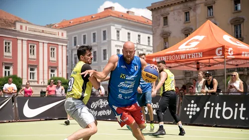 Sport Arena Streetball în Timișoara: România a învins Serbia la feminin, iar Cristi Bud a fost star în meciul vedetelor