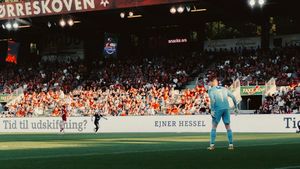 Mihai Teja și-a adus la Vejle Boldklub secundul dorit ca principal de două grupări din Superliga! Cine este patronul danezilor și ce afaceri derulează în fotbal și în Republica Moldova. EXCLUSIV