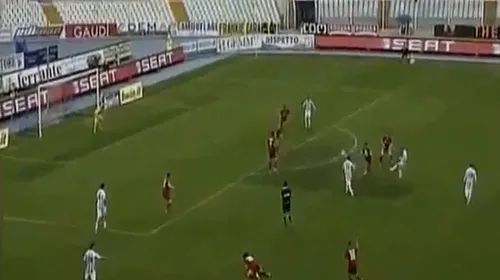 VIDEO** Italia e în doliu! Morosini, jucătorul lui Livorno, a decedat după ce a suferit stop cardiac pe teren! ULTIMA ORĂ‚: toate meciurile din Italia au fost amânate