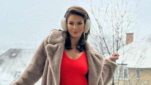 Cea mai frumoasă susținătoare a unui club din Superliga face ravagii cu ultima ei apariției, în zăpadă! „Atât de fierbinte că ai topit totul”. GALERIE FOTO