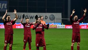 Jucătorii lui Dan Petrescu știu cum să treacă de Sevilla: „Așa putem învinge pe oricine” | VIDEO