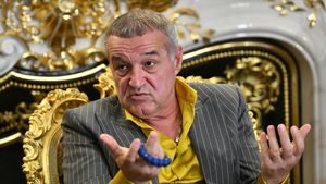 Gigi Becali, răspuns brutal când a auzit numele fotbalistului. Transferul la FCSB e închis