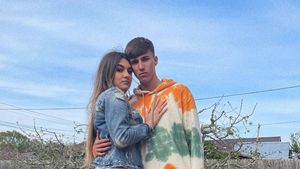 Octavian Popescu marchează și în afara terenului! Cine este Alina, frumoasa iubită a puștiului-minune de la FCSB | GALERIE FOTO