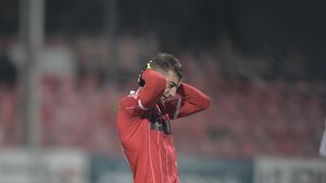 Din cauza "păcănelelor", Daniel Popa nu e dorit nici în Liga a 2-a: "Sunt unii care își pierd mințile"