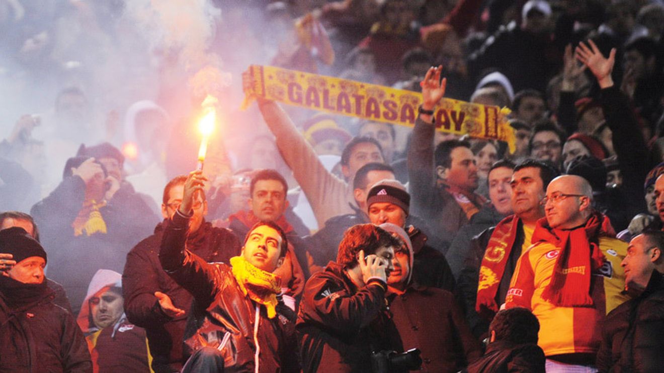 Im-pre-si-o-nant!** Turcii, exemplu pentru fanii din România