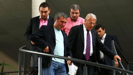 Gică Hagi ar pregăti prima mare lovitură! Mihai Stoichiță, înlocuit cu colegul „Regelui” din Generația de Aur