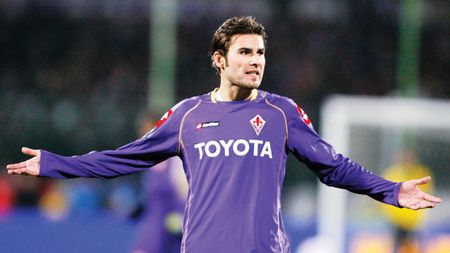 "Fiorentina să îl cedeze pe Mutu! Are probleme mari, e stors mental"