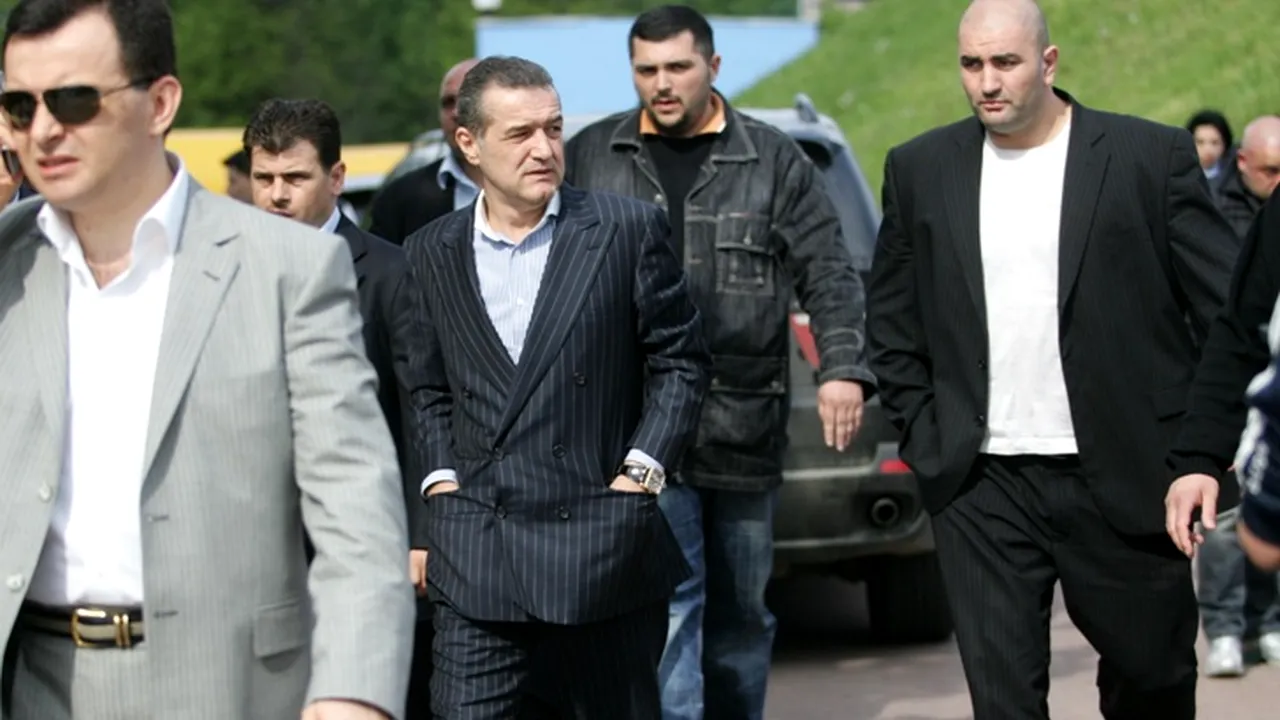 Bodyguarzii lui Becali au făcut ce n-au reușit fotbaliștii: au bătut la Cluj!