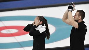 JO 2018 | La ei cântă și găina, și cocoșul! Sunt ruși. Sunt căsătoriți. Și au devenit medaliați olimpici. Proba în care Anasatasia și Aleksandr au cucerit bronzul la PyeongChang