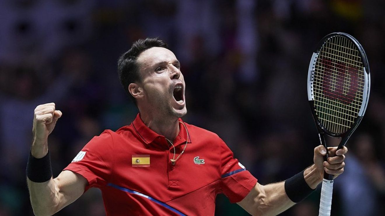 Spania - Canada, 1-0, în finala Cupei Davis, după primul meci. Bautista Agut a revenit în echipă cu victorie netă, după drama trăită la jumătatea săptămânii