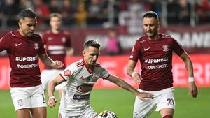 Veteranii Dragoș Grigore și Junior Morais nu sunt deloc încântați după ce au fost excluși din lot de Cristiano Bergodi! Declarații din vestiarul giuleștenilor: „E clar că nu poți să fii fericit, chiar și când echipa câștigă!” | VIDEO EXCLUSIV RAPID