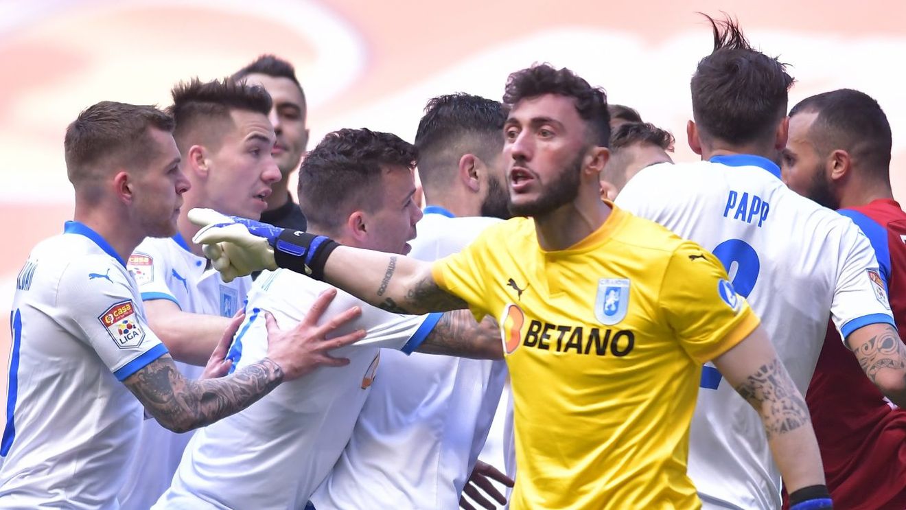 Mirko Pigliacelli vrea titlul cu orice preț: „Ar fi bine dacă aş marca şi eu, numai să câştigăm”. Ce spune italianul despre şansele Universității Craiova