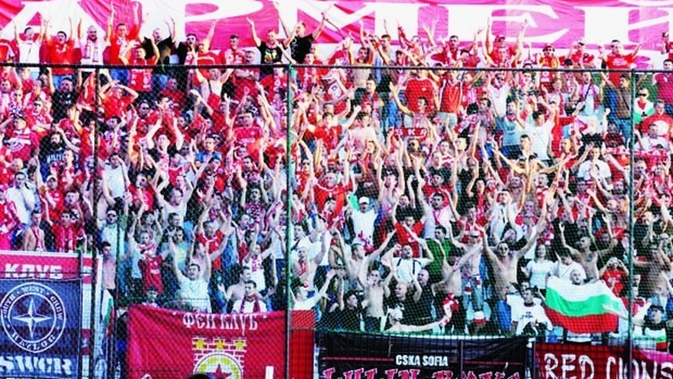 Frate, frate, dar calificarea e pe bani!** Cum au trăit fanii lui ȚSKA meciul de la Cluj