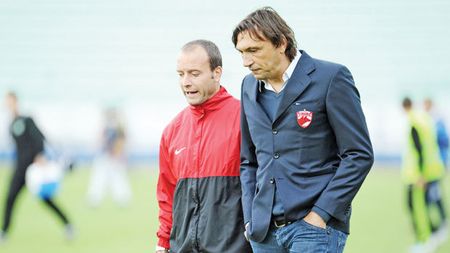 Overtime în "Groapă"!** Bonetti stă după fiecare antrenament pentru a lucra cu tinerii de la echipă