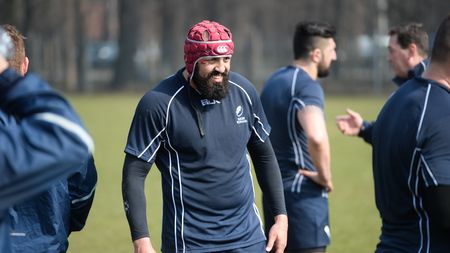 Mondialul celor mai spectaculoase bărbi din istorie! "Stejarul" Viorel Lucaci prinde topul celor mai bărboși jucători de la Cupa Mondială de rugby din Anglia. GALERIE FOTO