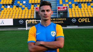 Al treilea transfer al Petrolului într-o zi: Andrei Peteleu este noul fundaș dreapta al prahovenilor