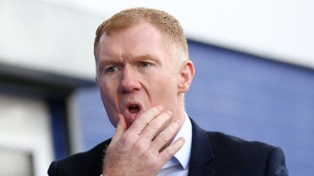 Paul Scholes, anchetat după ce a fost prins că a jucat la pariuri! A pus 140 de bilete în perioada în care era patron al unui club din ligile inferioare