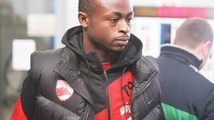 Diabate a luat drumul Franței:** "Dinamo a făcut un transfer bun pentru mine! Am plecat cu multă tristețe"