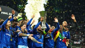 Pur și simplu fabulos! Chelsea a scris istorie pentru Anglia după ce a cucerit Conference League și a ajuns la doi pași de rivala Liverpool. Bornele speciale atinse de londonezi, în frunte cu Enzo Fernandez. SPECIAL