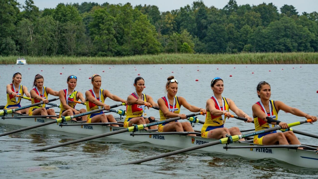 O parte dintre componenții lotului de canotaj se luptă cu o problemă dură: gripa!