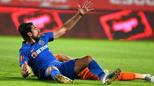 Gigi Becali dă afară primul fotbalist de la FCSB, după egalul cu U Cluj! Anunț în noapte despre plecarea lui Andrea Compagno: „E liber, dacă are ofertă”