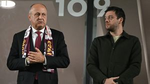 Dan Șucu a mai primit o lovitură după FCSB - Rapid 2-1! Ce a făcut Genoa în Serie A