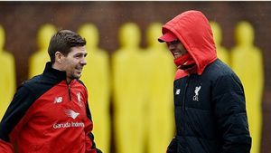 Steven Gerrard va antrena la Liverpool! Klopp, impresionat de fostul căpitan de pe Anfield. Anunțul presei din Anglia
